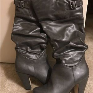 Women’s fashion boots